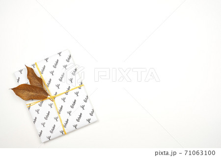 October gift box 71063100