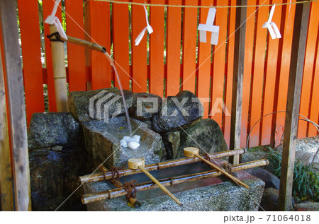 河合神社の手水舎 河合神社の手水舎 71064018