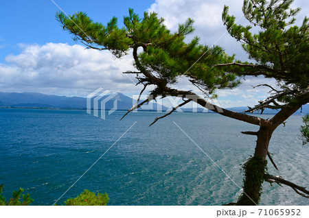 琵琶湖　竹生島　龍神拝所からの風景 71065952