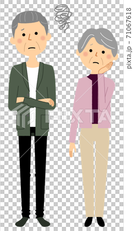 老年夫婦在麻煩中老年夫婦在老人中 71067618