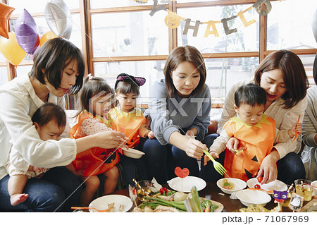 ハロウィンパーティー 71067969