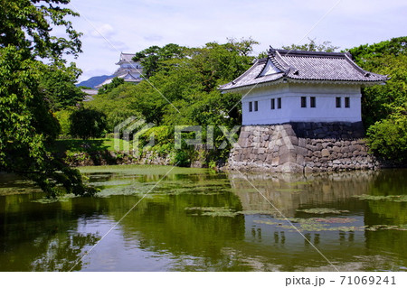 小田原城 二の丸 隅櫓 & 天守閣 2018年8月 神奈川県小田原市 小田原城 二の丸 隅櫓 & 天守閣 2018年8月 神奈川県小田原市 71069241