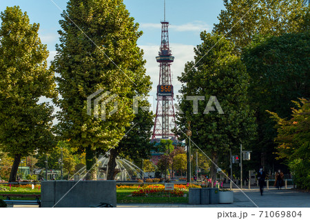 札幌 テレビ塔 都市風景 オリンピックマラソン 札幌 テレビ塔 都市風景 オリンピックマラソン 71069804
