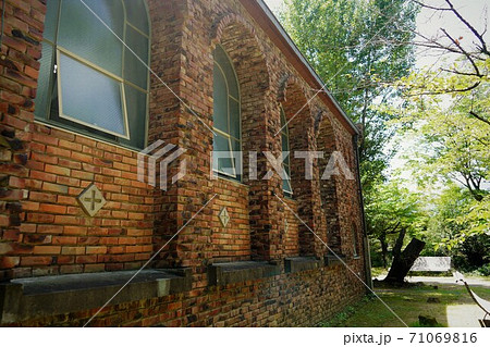 日本近代彫刻の扉を開いた荻原守衛（碌山）碌山美術館（あずみ野） 71069816