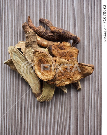 漢方 漢方薬 甘草 71070032