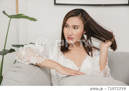 Dazed and distracted Dazed and distracted 71072259