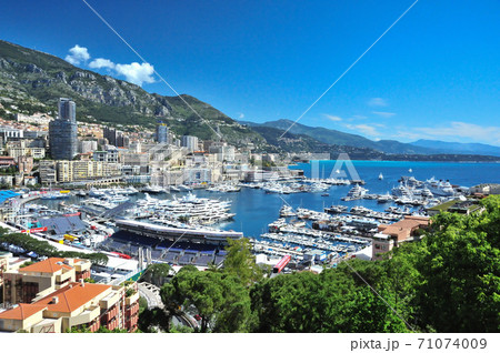モナコの街並み 71074009