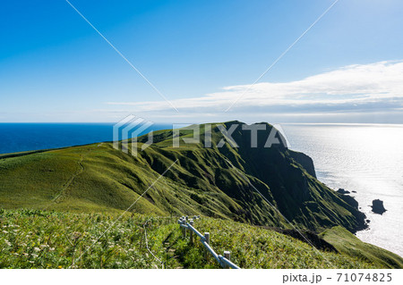 礼文島 桃岩展望台コース トレッキングの写真素材