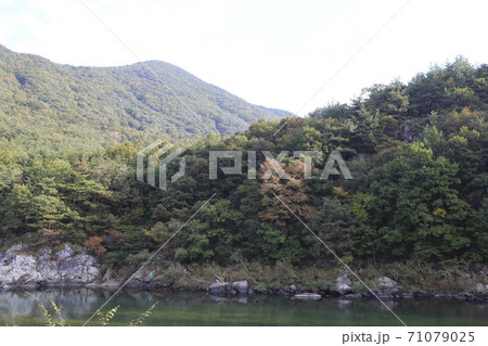 川 河 山 71079025