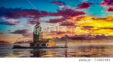 Maiden's Tower in Istanbul 71082484