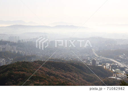 山 風景 秋 71082982