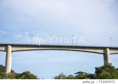 橋　橋梁　橋脚 71084472