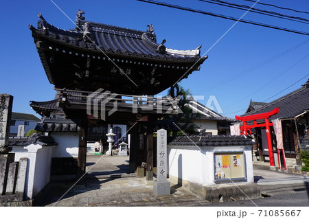 城下町津山の西寺町に建つ日蓮宗の寺院「妙勝寺」 71085667