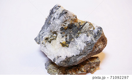 黄鉄鉱 パイライト 黄鉄鉱 パイライト 71092297