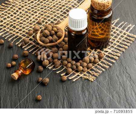 Allspice Essential Oil, Tincture or Extract in Small Bottle 71093855