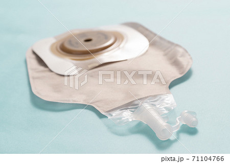 ストーマ(人工肛門)装具 ストーマ(人工肛門)装具 71104766