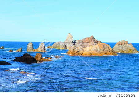 穴見海岸【山陰海岸ジオパーク】 71105858