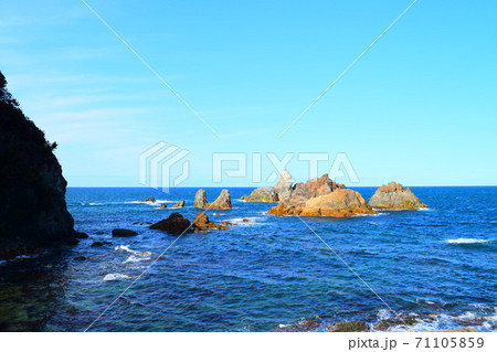 穴見海岸【山陰海岸ジオパーク】 71105859