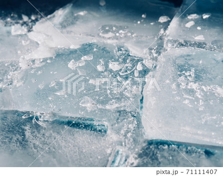 氷 ブロック 背景 71111407