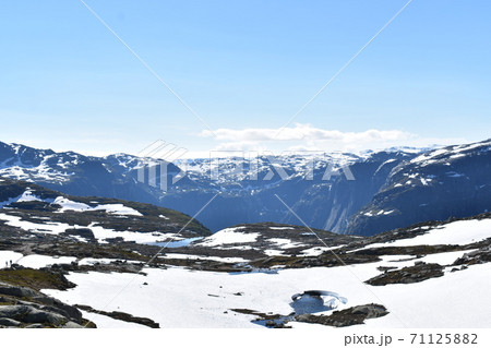 ノルウェーの山と大自然 71125882