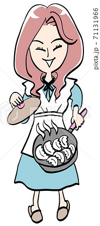 巻き髪女子のエプロン姿と餃子 巻き髪女子のエプロン姿と餃子 71131966