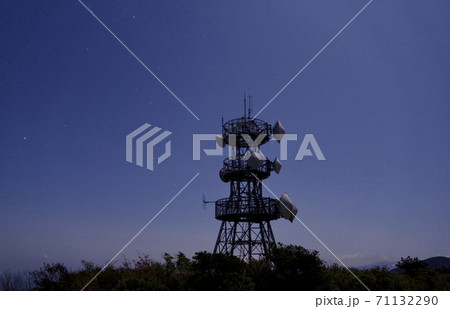 夜の電波塔(滝知山園地) 夜の電波塔(滝知山園地) 71132290