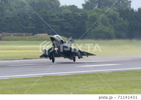 フランス空軍ミラージュ2000N離陸 71141431