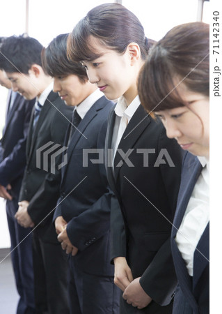 グループ面接 グループ面接 71142340