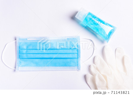 Medical protective face mask for cover mouth and nose and alcohol gel sanitizer hand gel Medical protective face mask for cover mouth and nose and alcohol gel sanitizer hand gel 71143821