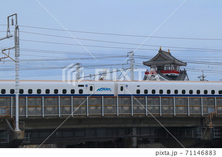 新幹線と清洲城 71146883