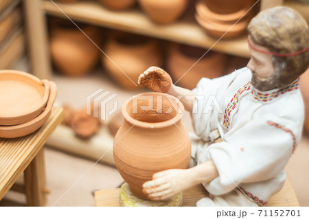 miniature figurines of people engaged in crafts 71152701