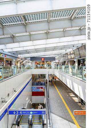 【東京都】下北沢駅直結の複合商業施設シモキタエキウエ 【東京都】下北沢駅直結の複合商業施設シモキタエキウエ 71154109