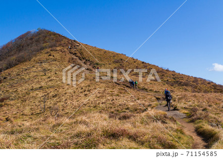 秋の武奈ヶ岳 登山風景 秋の武奈ヶ岳 登山風景 71154585
