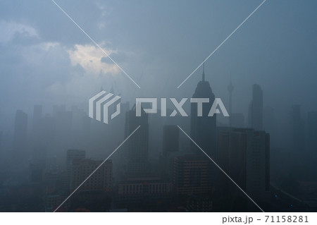 Heavy fog landscape of Kuala Lumpur city center 71158281