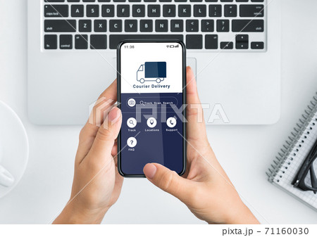 Modern shopping and mobile application for tracking delivery. Customer use smartphone to check courier Modern shopping and mobile application for tracking delivery. Customer use smartphone to check courier 71160030