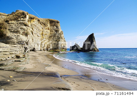 大波月海岸（千葉県御宿町） 71161494