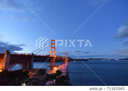 ゴールデンゲートブリッジの夜景 ゴールデンゲートブリッジの夜景 71162082