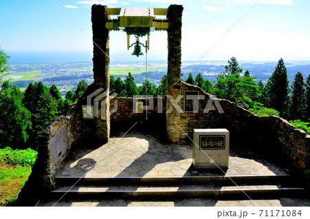 みちのく潮風トレイル　山元町　阿武隈山地　深山鎮魂の鐘 71171084