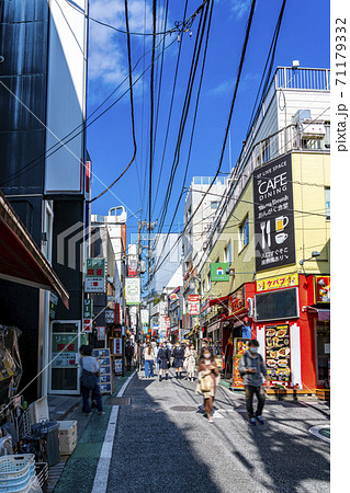 【東京都】おしゃれな街並みの下北沢 71179332