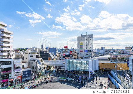 【東京都】俯瞰で見る下北沢の街並み 【東京都】俯瞰で見る下北沢の街並み 71179381