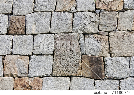 平らな石垣のテクスチャー 平らな石垣のテクスチャー 71180075