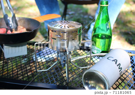 キャンプでの暖房器具 キャンプでの暖房器具 71181065