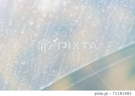 フロントガラスの水垢 71181985
