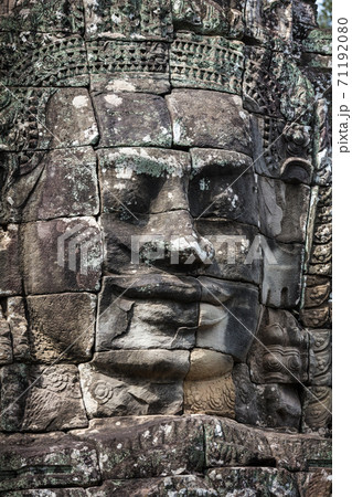 ruins of temple of Bayon, Siem Reap 71192080