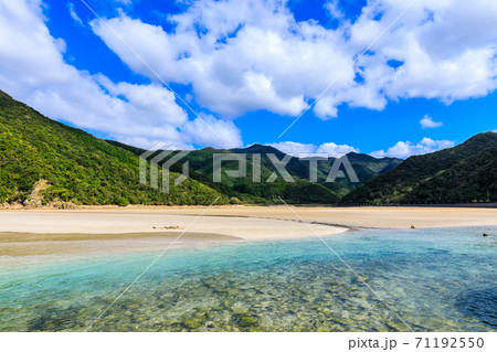 頓泊海水浴場 長崎県五島市 の写真素材