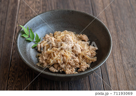マダラの卵としらたきの煮物 マダラの卵としらたきの煮物 71193069