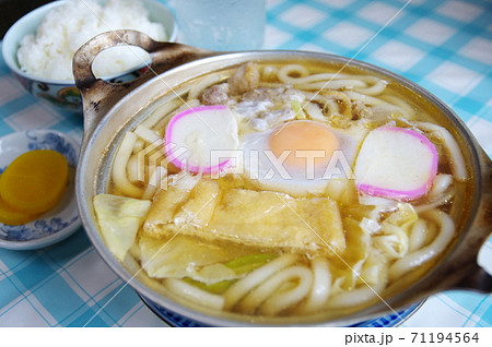 鍋焼きうどん定食 71194564