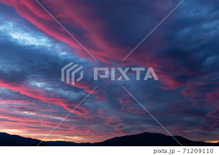 Fiery purple sunset sky Fiery purple sunset sky 71209110