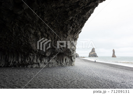 Incredible view on Black beach and Troll toes cliffs 71209131