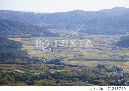遠野の秋 高清水展望台からの風景 遠野の秋 高清水展望台からの風景 71213749